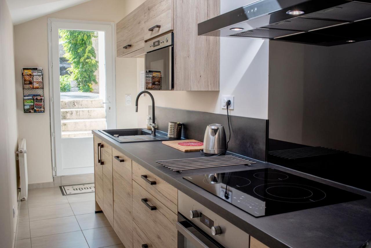 Au Coeur Du Village Bassillac Perigueux Esterno foto